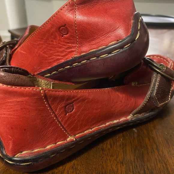 BORN - Red Brown Leather Handcrafted Buckle Slip On Loafers - Picture 7 of 7